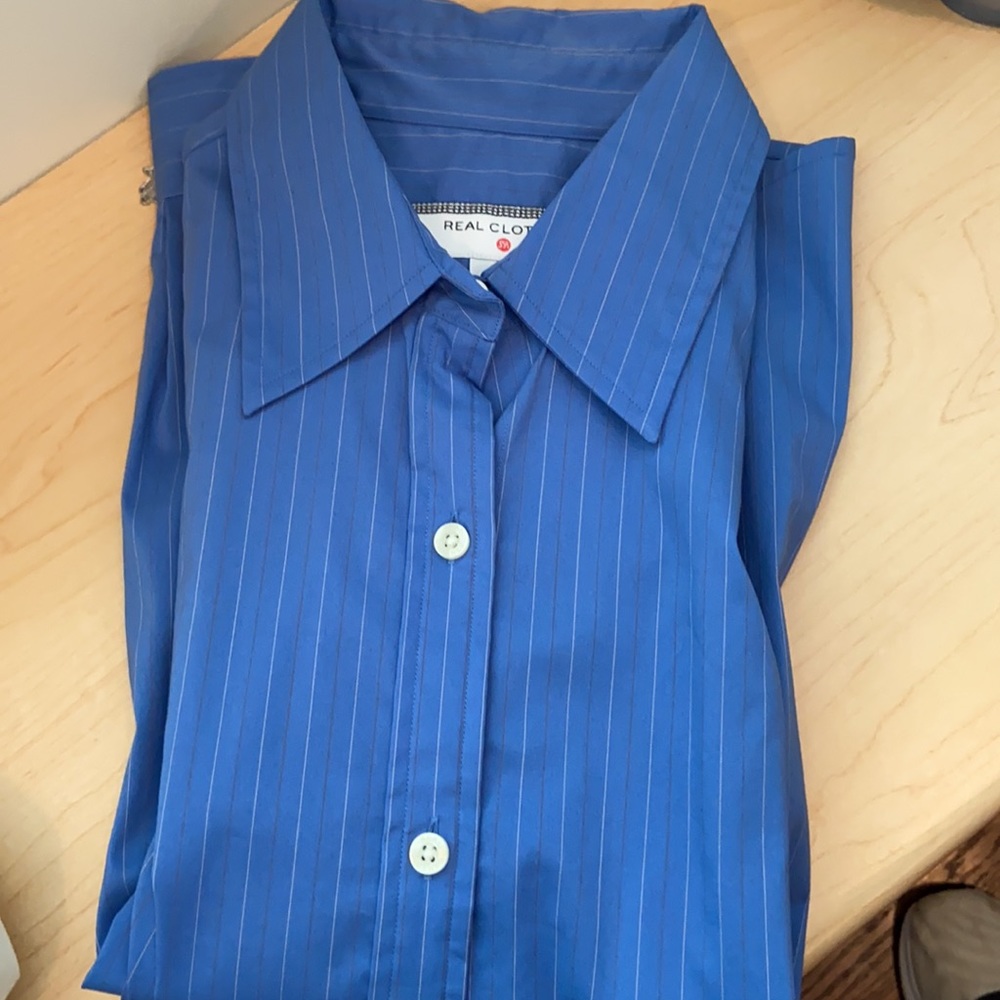Saks Fifth Avenue button down shirt